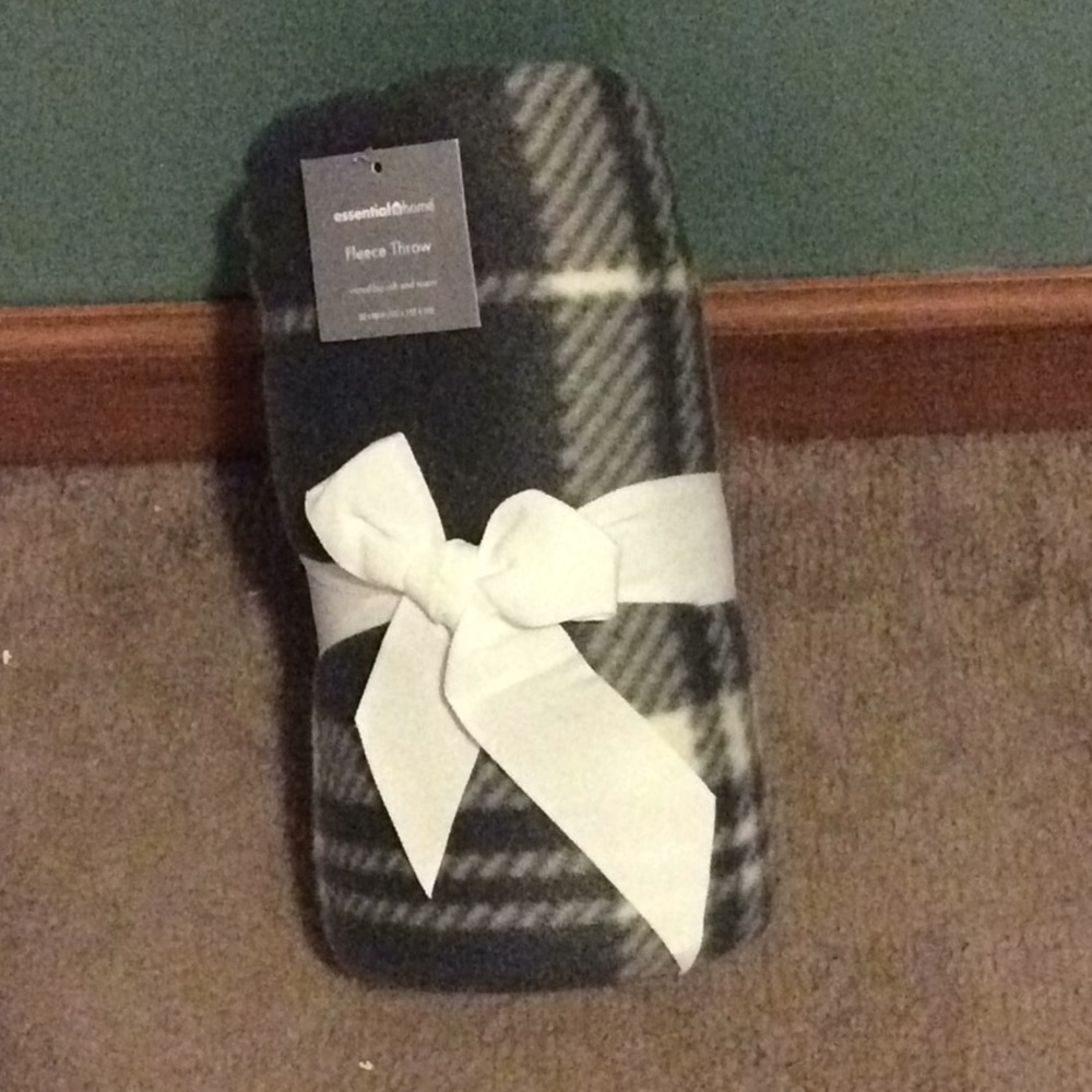Fleece throw